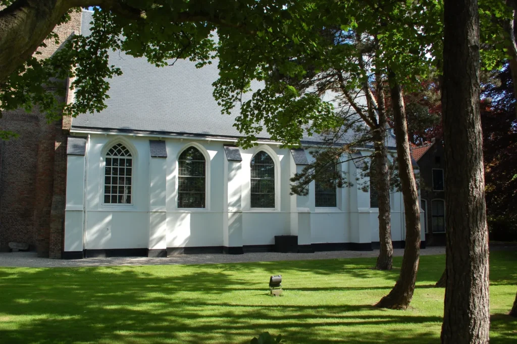 Dorpskerk in Oostvoorne